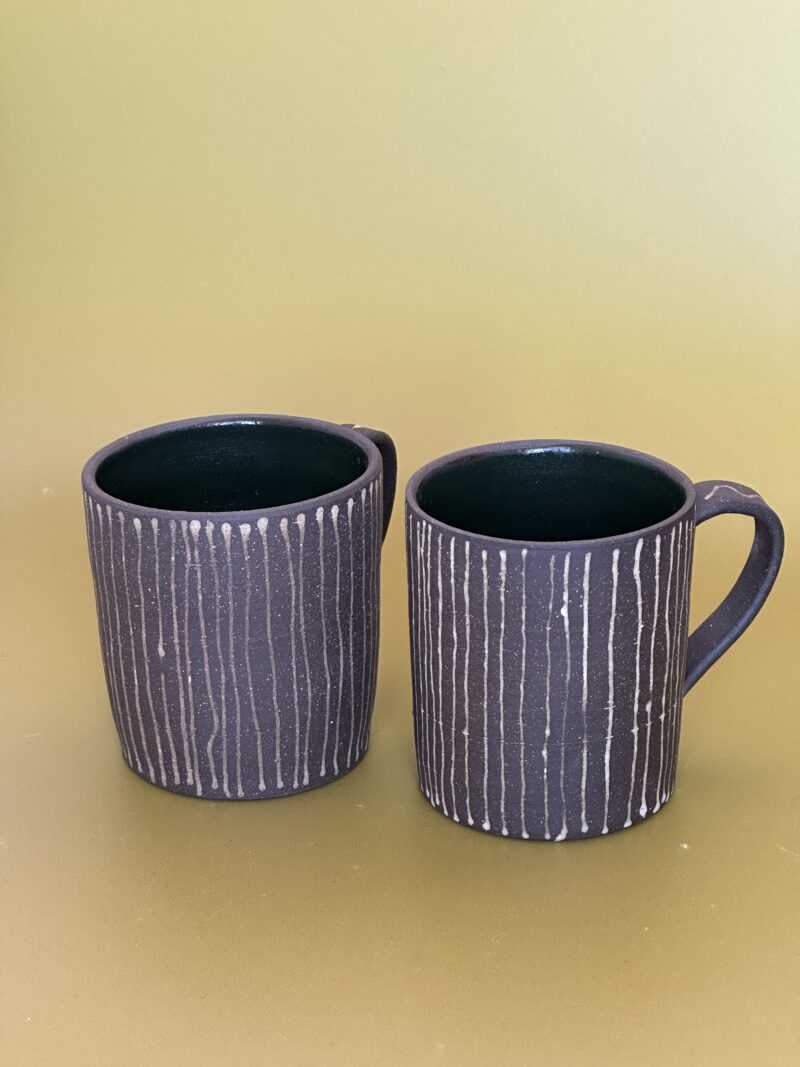 White striped black mug - Image 2